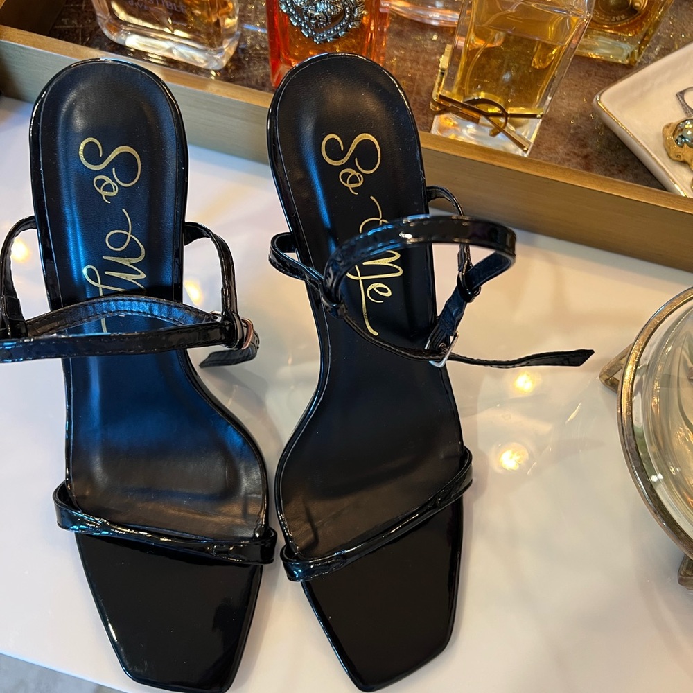 So Me Glossy Black Strappy Heels